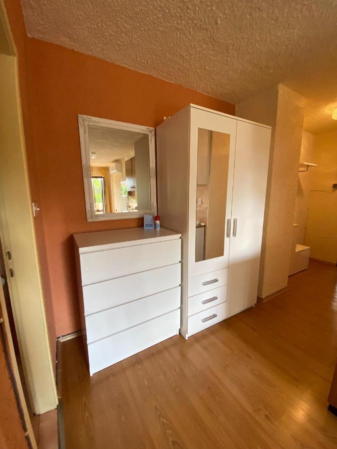 Apartmani Rina Kadumi ภายนอก รูปภาพ